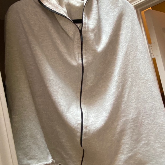 Cabi sweatshirt with hoodie- hardly used - Picture 5 of 5